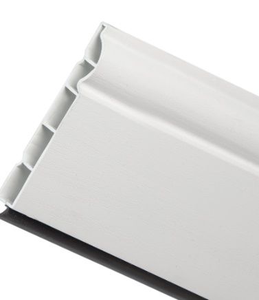 Ogee Woodgrain Skirting